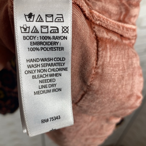 Rachel Zoe Sun Washed Salmon Embroidered Sleeveless Boho Swing Tank Size‎ Small - Picture 9 of 13